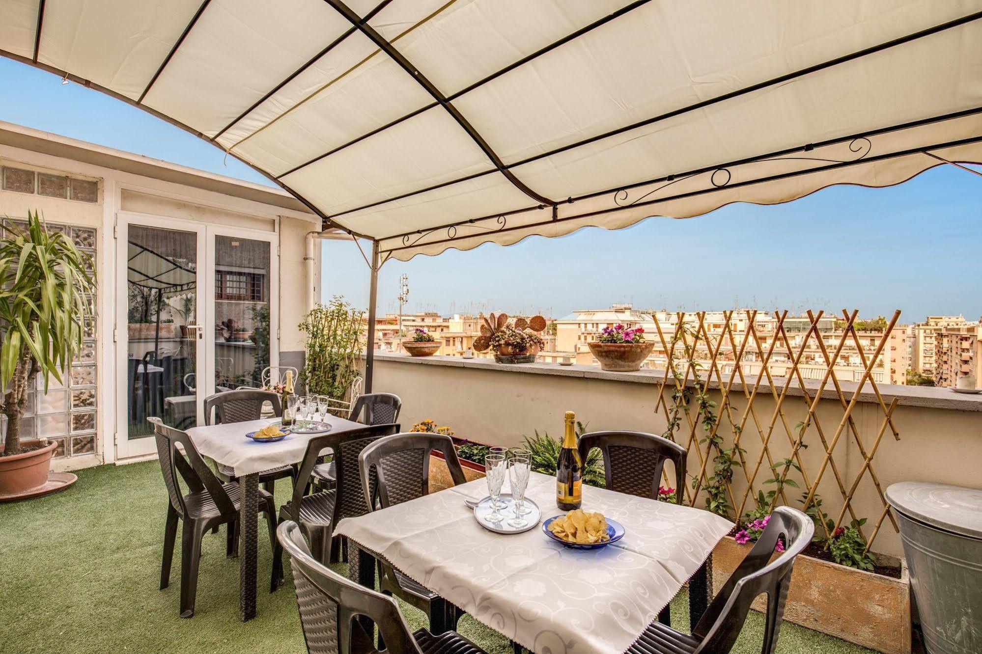B&B Piramide Terrace Rome Buitenkant foto